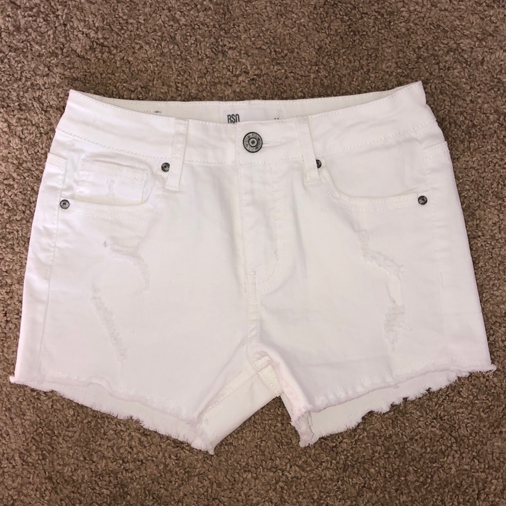Tilly’s white jean shorts